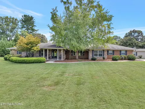 2006 Southwood Dr, Maryville, TN 37803