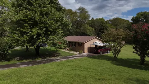 8902 Burleson Ln, Murfreesboro, TN 37129