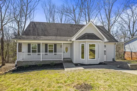 2114 Stonehenge Dr, Greenbrier, TN 37073