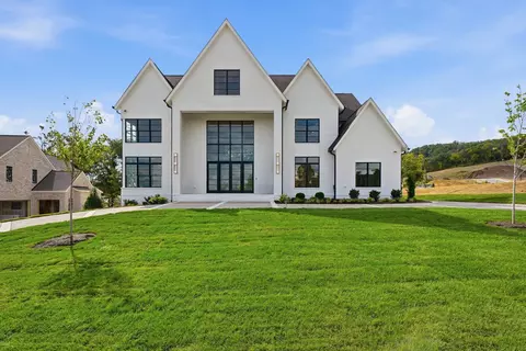 1690 Geralds Dr, Brentwood, TN 37027