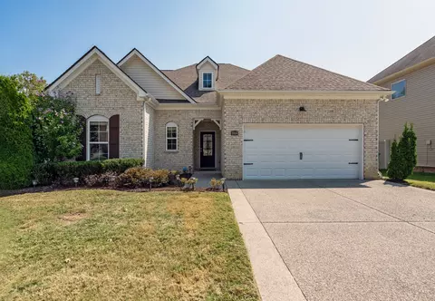 1064 Daniel Ln, Spring Hill, TN 37174