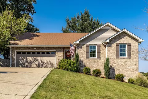 227 High Chaperal Dr, Goodlettsville, TN 37072