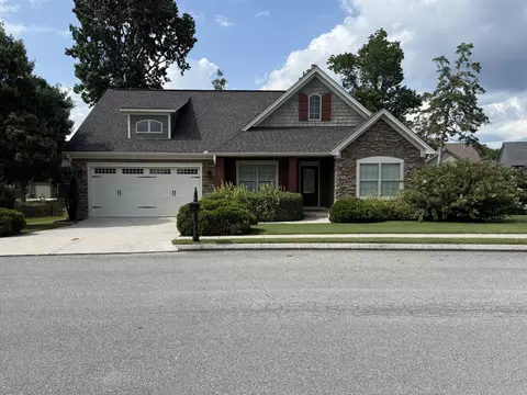 8473 Denison Ln, Ooltewah, TN 37363