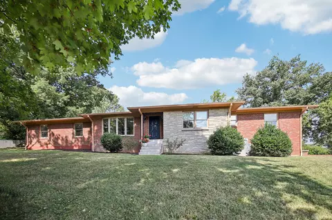 4028 Sussex Dr, Nashville, TN 37207