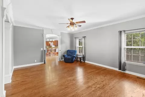 Living - 324 Foundry Cir, Murfreesboro, TN 37128 photo 7 of 7