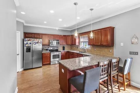 Kitchen - 324 Foundry Cir, Murfreesboro, TN 37128 photo 4 of 5