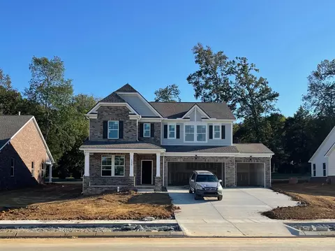 1239 Tucker Dr, Lebanon, TN 37087
