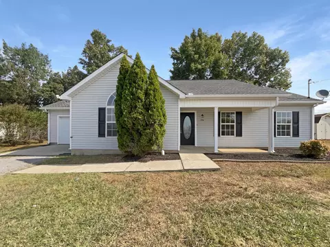 106 Cottonwood Dr, Shelbyville, TN 37160