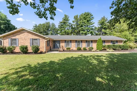 2711 Clearview Ct, Murfreesboro, TN 37129