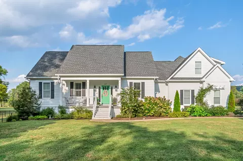 1217 Whitney Dr, Columbia, TN 38401