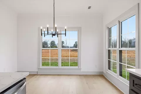 Dining - 5512 Sinclair St, Murfreesboro, TN 37127 photo 1 of 1
