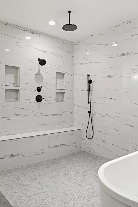Bath - 5512 Sinclair St, Murfreesboro, TN 37127 photo 6 of 9
