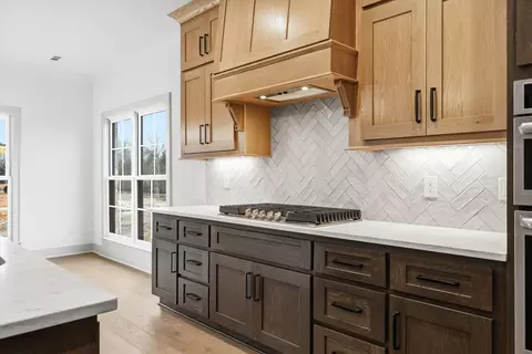 Kitchen - 5512 Sinclair St, Murfreesboro, TN 37127 photo 5 of 6