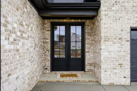 Entry Way - 5512 Sinclair St, Murfreesboro, TN 37127 photo 1 of 10