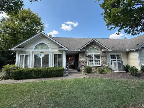 825 Browns Ln S #101, Gallatin, TN 37066