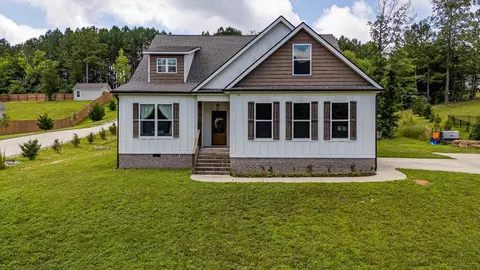 853 Dedmon Rd, Ringgold, GA 30736