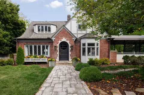 811 School St, Columbia, TN 38401