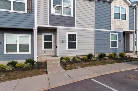 8108 Logan Dr, La Vergne, TN 37086