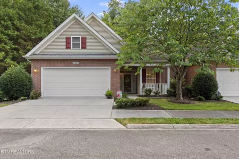 122 Devanshire Ct, Oak Ridge, TN 37830