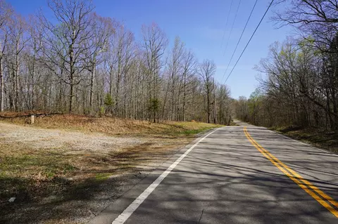 8 Hwy 232, Stewart, TN 37175
