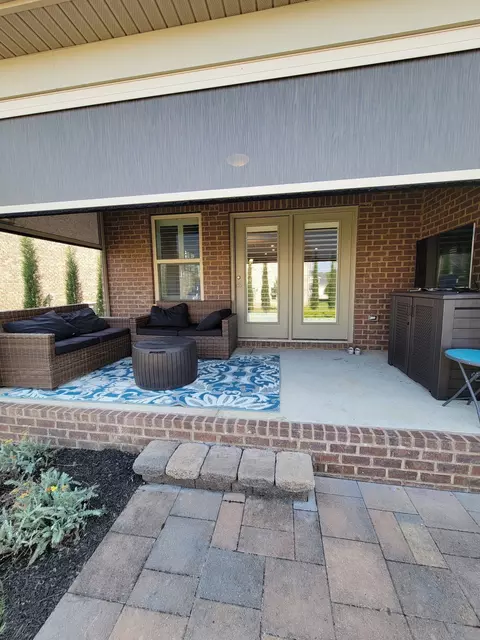 640 Fall Creek Cir, Goodlettsville, TN 37072