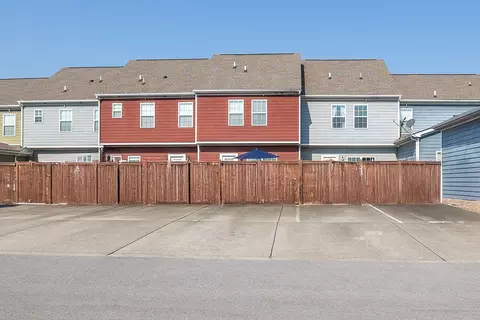 Exterior - 2052 Hemlock Dr, Spring Hill, TN 37174 photo 6 of 8