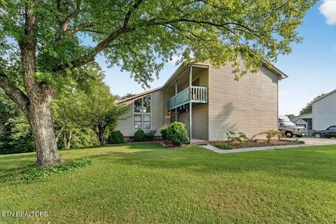 1426 Moorgate Dr, Knoxville, TN 37922
