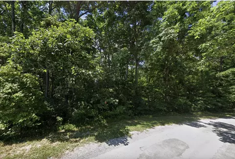 200 Beachwood Dr, Crossville, TN 38558
