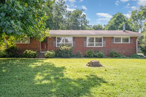 1007 Elliott Dr, Murfreesboro, TN 37129