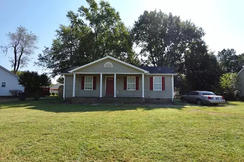 104 Derek Ct, Portland, TN 37148