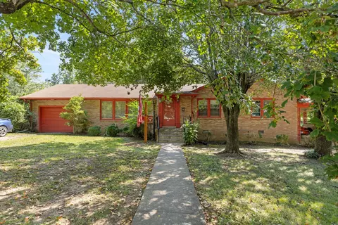 535 Clayton Ave, Lewisburg, TN 37091