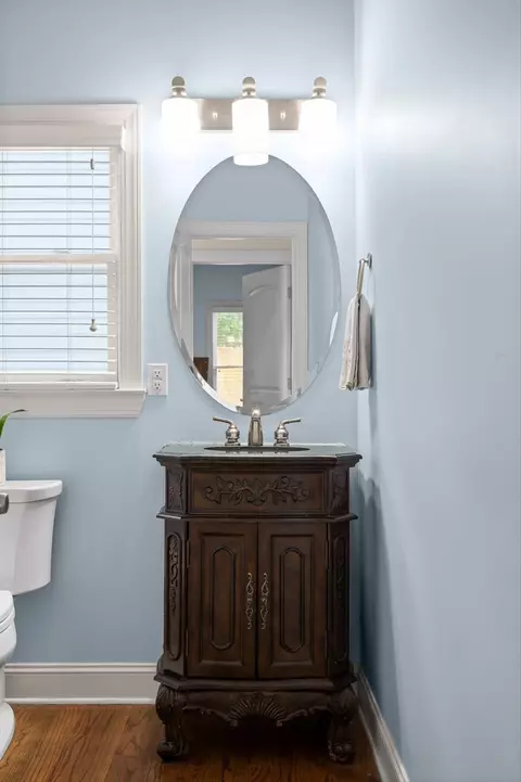 Bath - 509 E 16th St, Chattanooga, TN 37408 photo 1 of 5