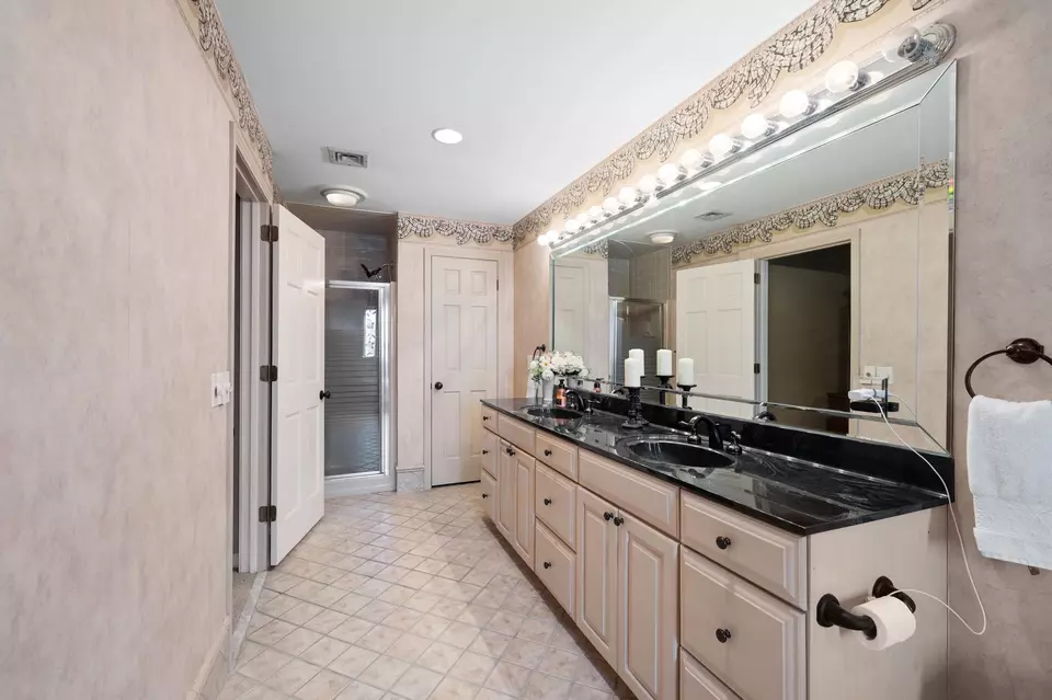 Bath - 154 Spring Valley Rd # B, Nashville, TN 37214 photo 4 of 4