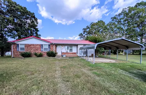 3416 Erin Rd, Mcewen, TN 37101