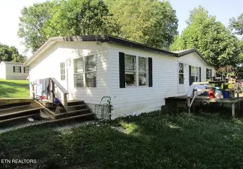 114 Buffalo Rd, Bluff City, TN 37618
