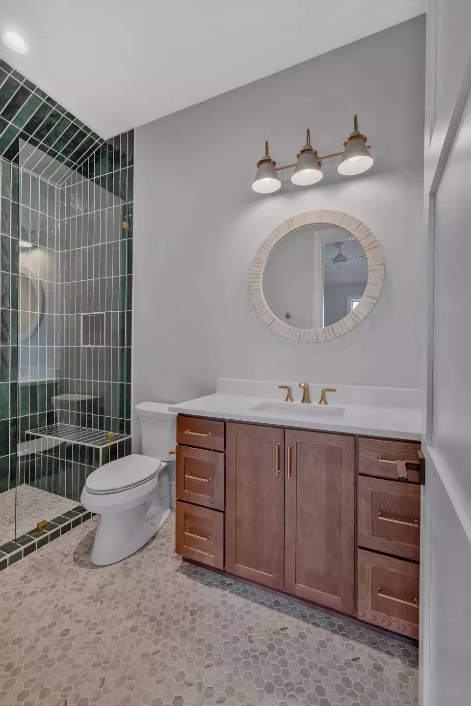 Bath - 6328 Callie Ln, Brentwood, TN 37027 photo 11 of 18