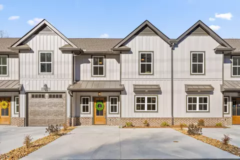 9055 Dallas Hollow Rd, Soddy Daisy, TN 37379