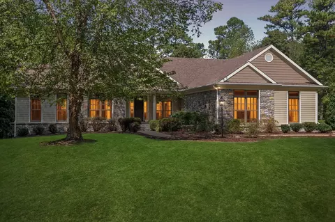 1291 S Locust Ave, Lawrenceburg, TN 38464