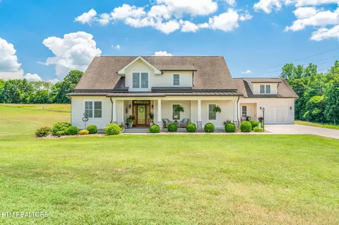 7906 Lucky Ln, Corryton, TN 37721