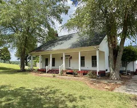 107 Willow Creek Ln, Dickson, TN 37055