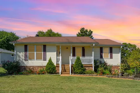 313 Hollywood Dr, Old Hickory, TN 37138
