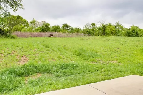 Exterior - 950 Hunters Ln, Springfield, TN 37172 photo 3 of 4