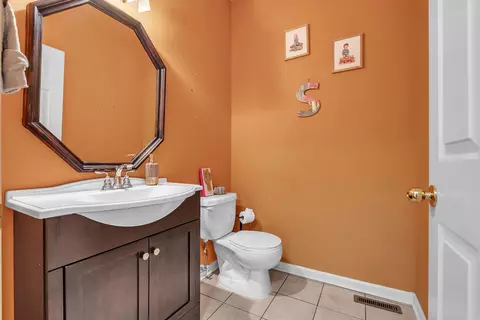 Bath - 6408 Sugar Maple Ln, Nashville, TN 37221 photo 1 of 3