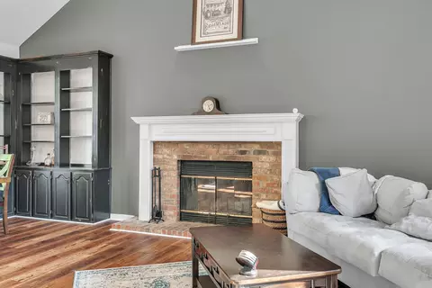 Living - 6408 Sugar Maple Ln, Nashville, TN 37221 photo 1 of 3