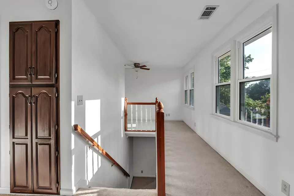 Entry Way - 6408 Sugar Maple Ln, Nashville, TN 37221 photo 4 of 4