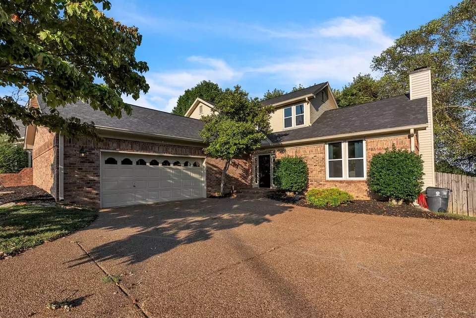 Exterior - 6408 Sugar Maple Ln, Nashville, TN 37221 photo 2 of 7