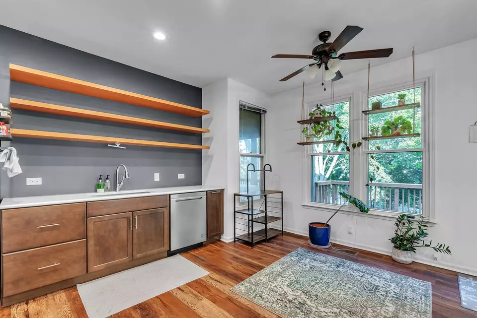 Kitchen - 6408 Sugar Maple Ln, Nashville, TN 37221 photo 5 of 6