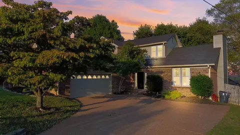Exterior - 6408 Sugar Maple Ln, Nashville, TN 37221 photo 1 of 7