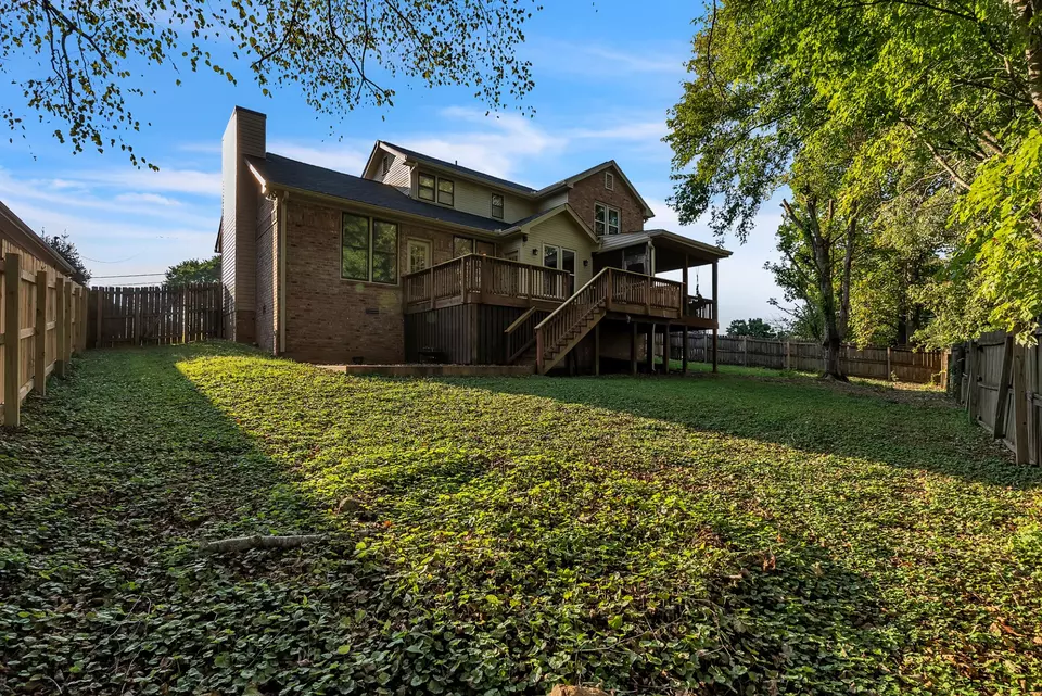 Exterior - 6408 Sugar Maple Ln, Nashville, TN 37221 photo 4 of 7