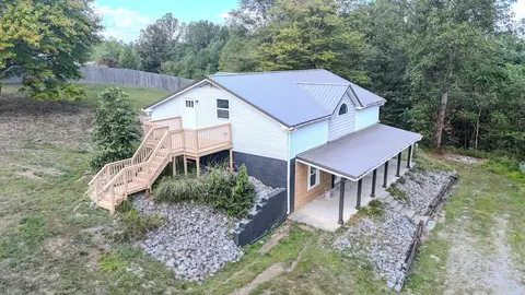 137 Farley Ln, Hartsville, TN 37074